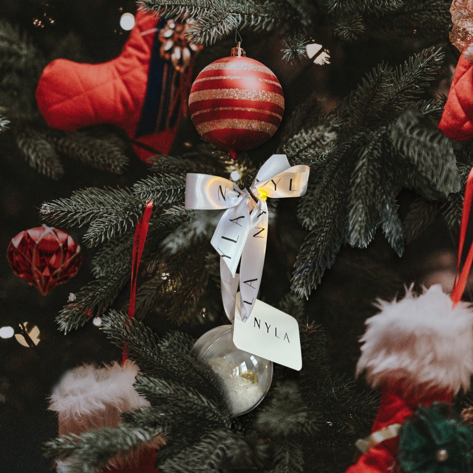 NYLA HAIR OIL BAUBLE