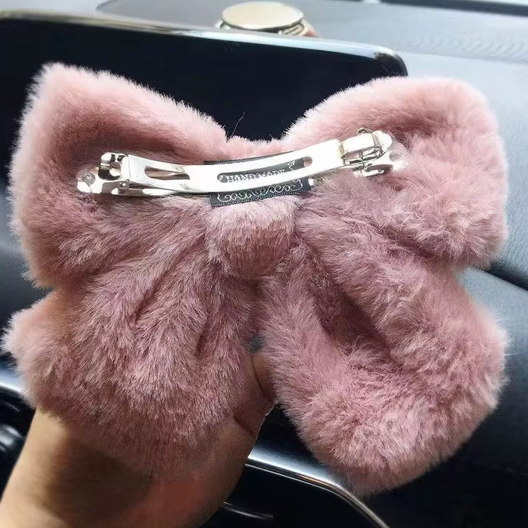 PLUSH BOW HAIR CLIP