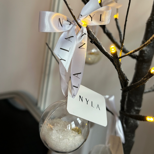 NYLA Bauble