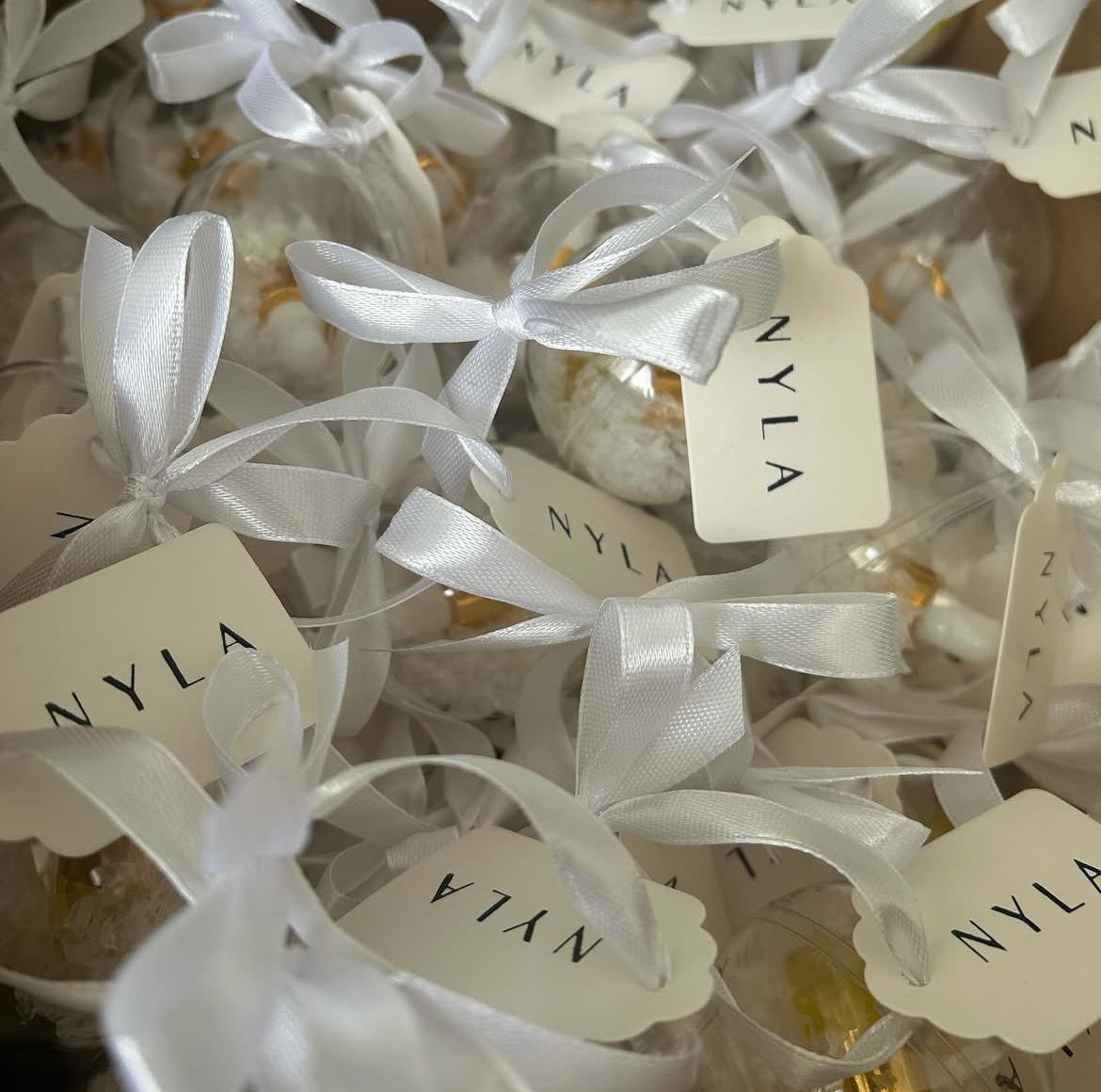 NYLA HAIR OIL BAUBLE